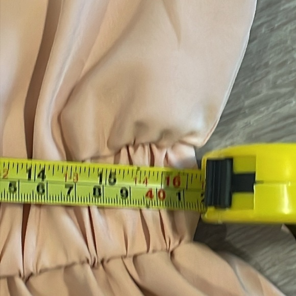 Shein Women Romper XL Peach Cross Front Ruched Waist Ruffle Tierer Contemporary - Picture 15 of 17